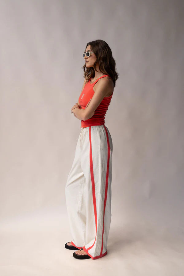 Del Mar Pant in Lobster Red