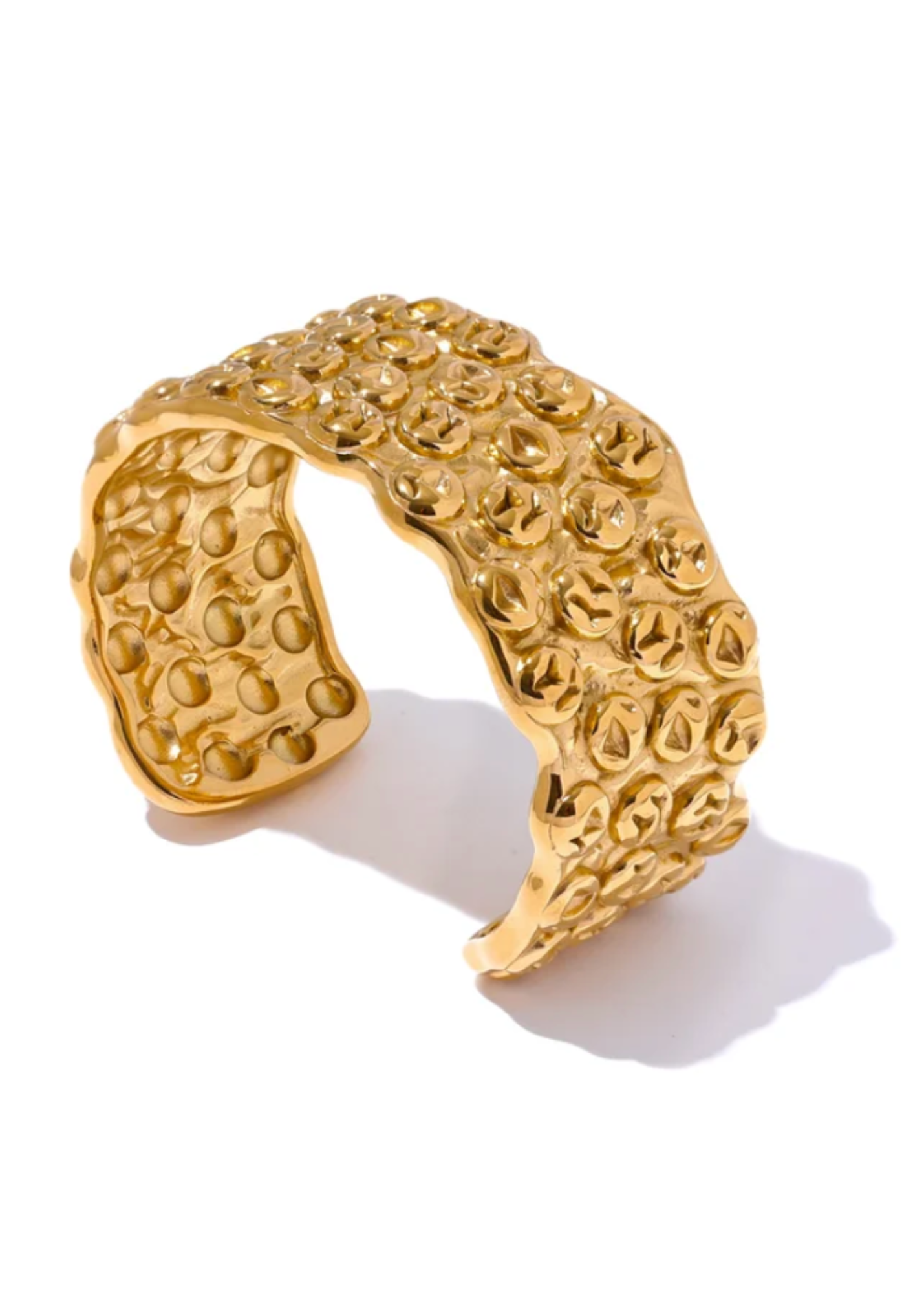 The MOMERA Gold Cuff