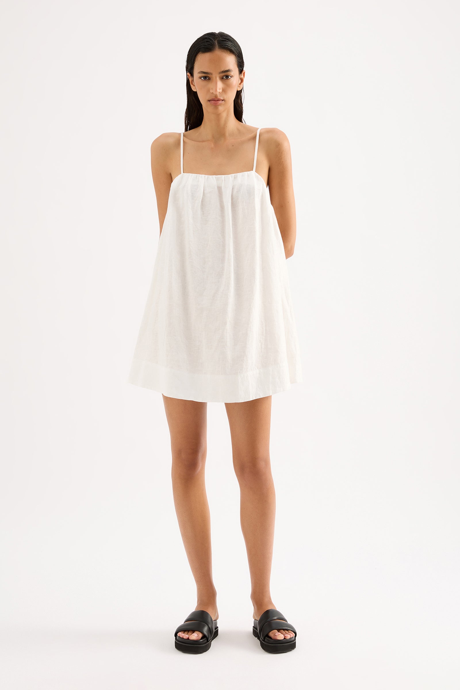 Lounge Linen Dress in White